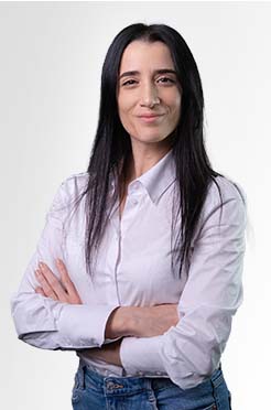 Tülay  K. - Junior Conversion Rate Managerin